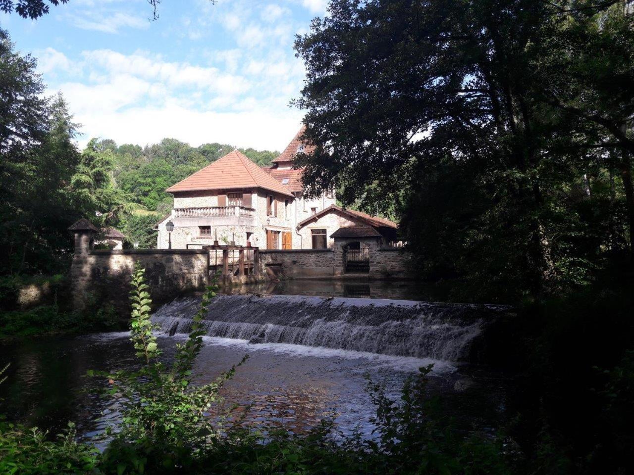 Le Moulin Regnelot - Chambre D'Hotes Verdelot Екстер'єр фото